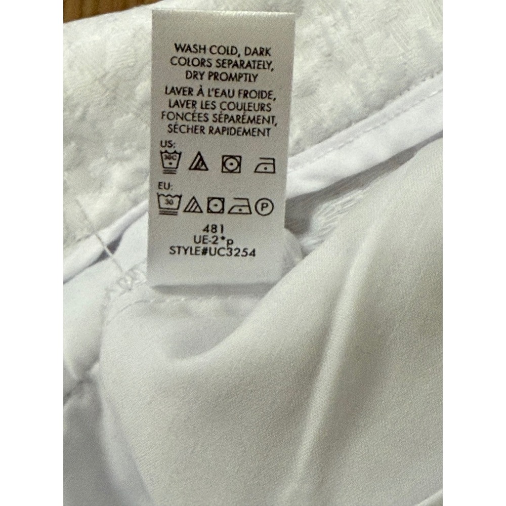 Calvin Klein Women's White Textured Shorts Size 14 Career‎ Casual Pockets NWT - Picture 9 of 13